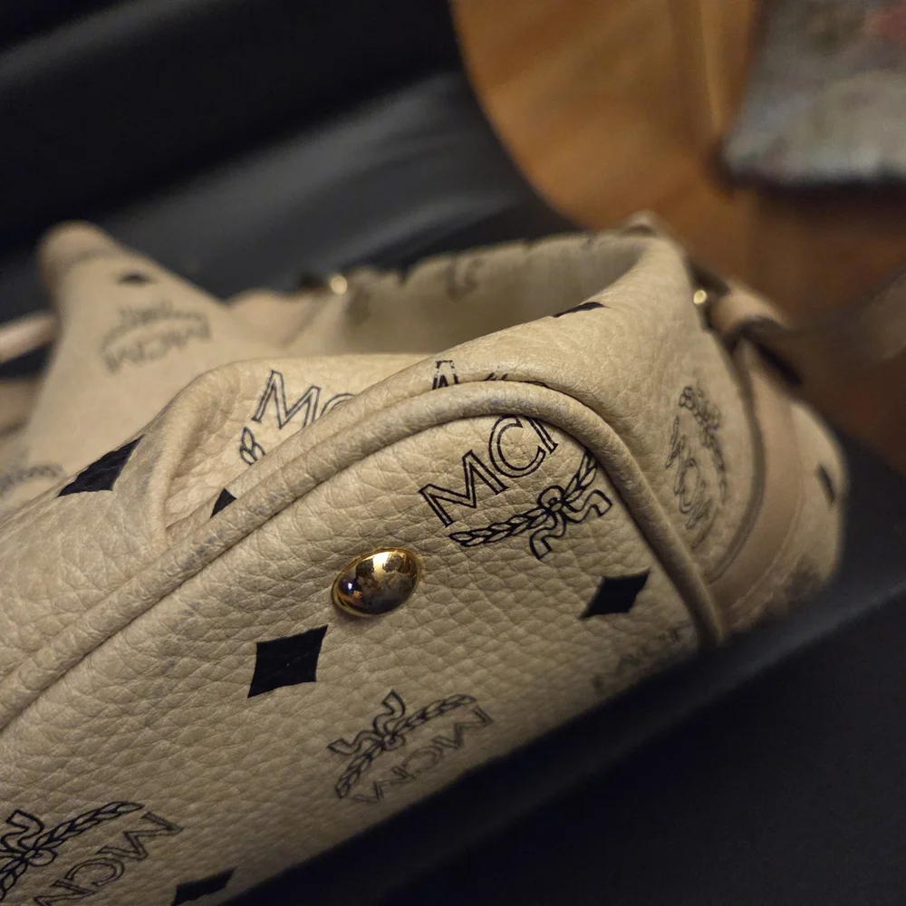 Authentic MCM Visetos Drawstring Bucket Bag - Picture 4 of 16